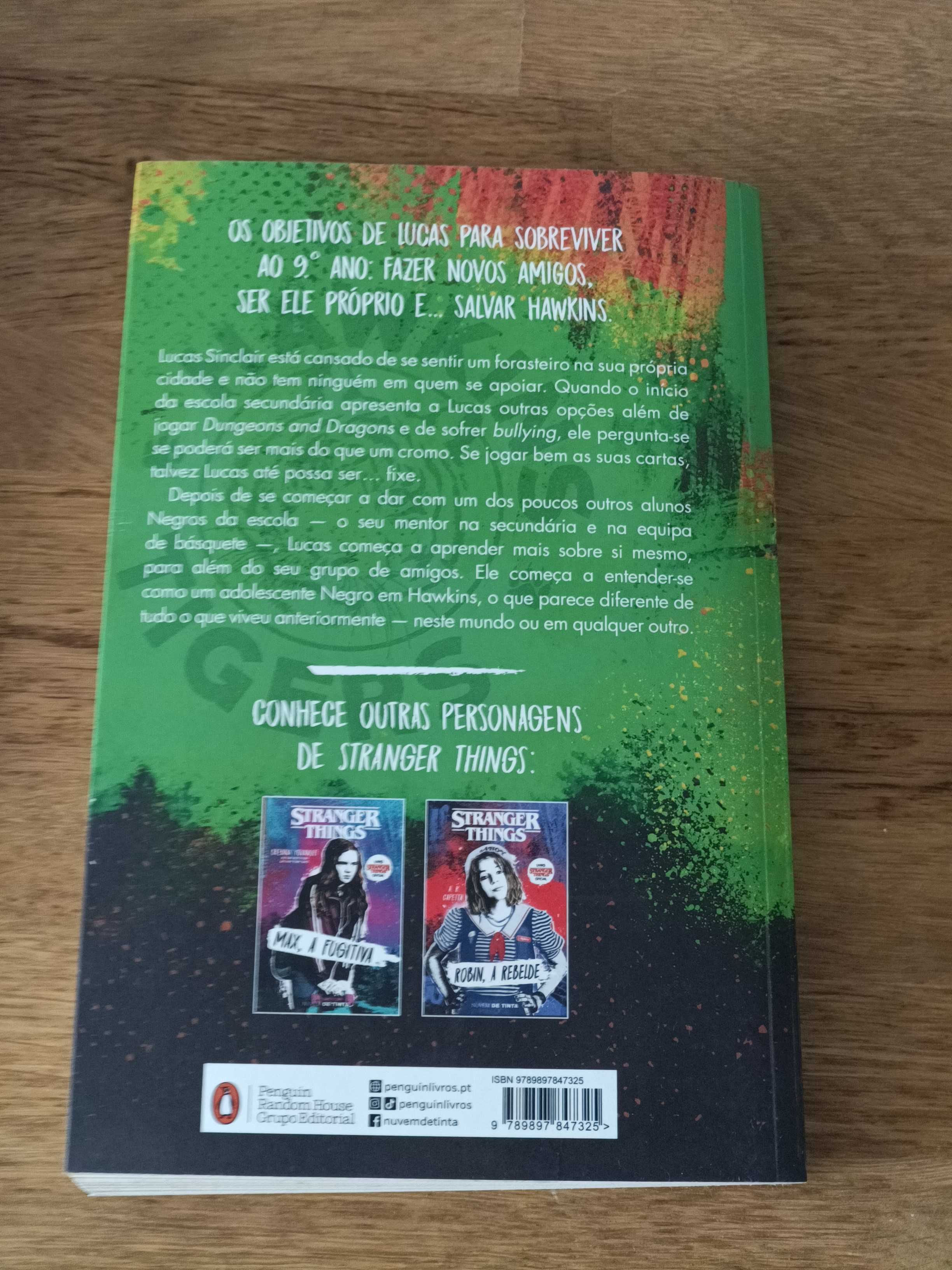 Livro Stranger Things - Lucas em risco