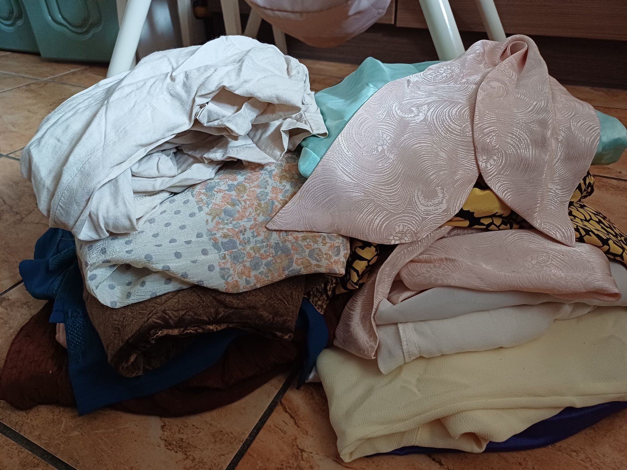 Bluzki 14 rozmiar 48 i większe PRL amerykańskie