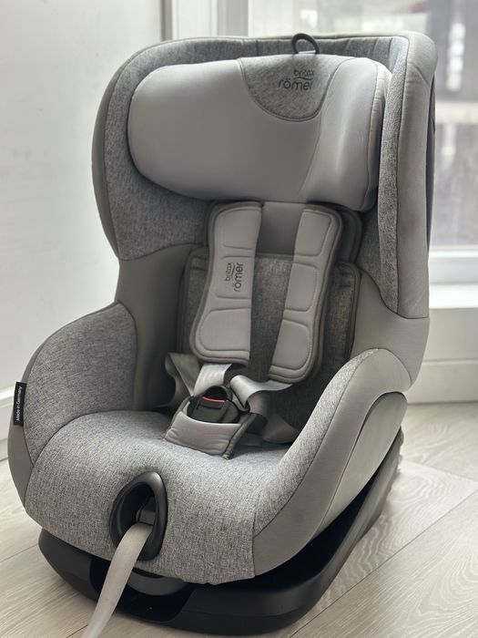 Автокрісло Britax-Romer TriFix2 i-Size