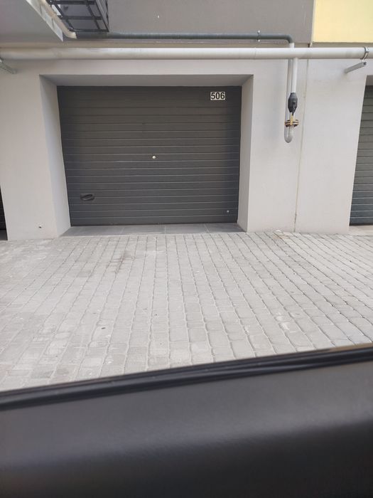 Секционные гаражные ворота