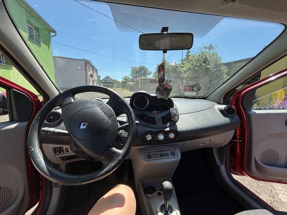 Reneult Twingo II automat