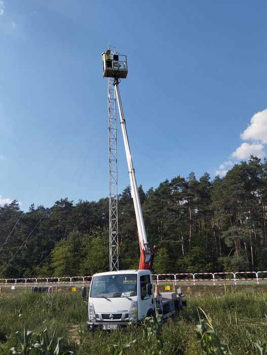 Zwyżka podnośnik koszowy zwyżka nożycowa z operatorem lub bez wynajem