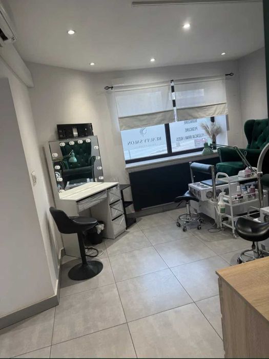 Odstąpię funkcjonujący salon kosmetyczny
