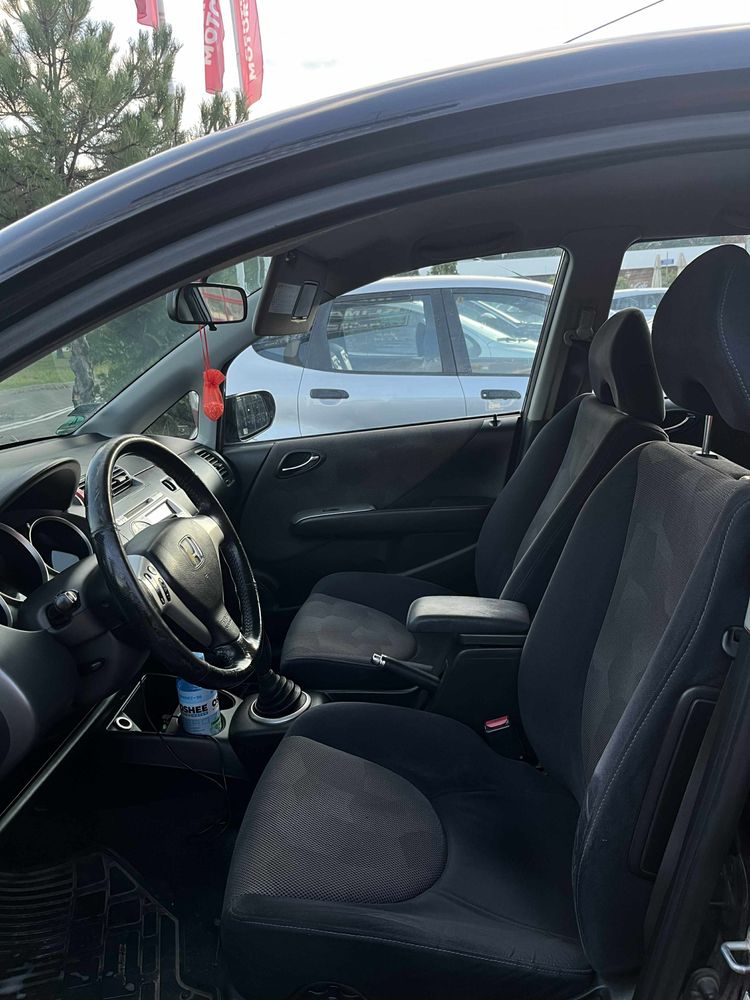 Honda Jazz 1,4 2005-silnik do remontu