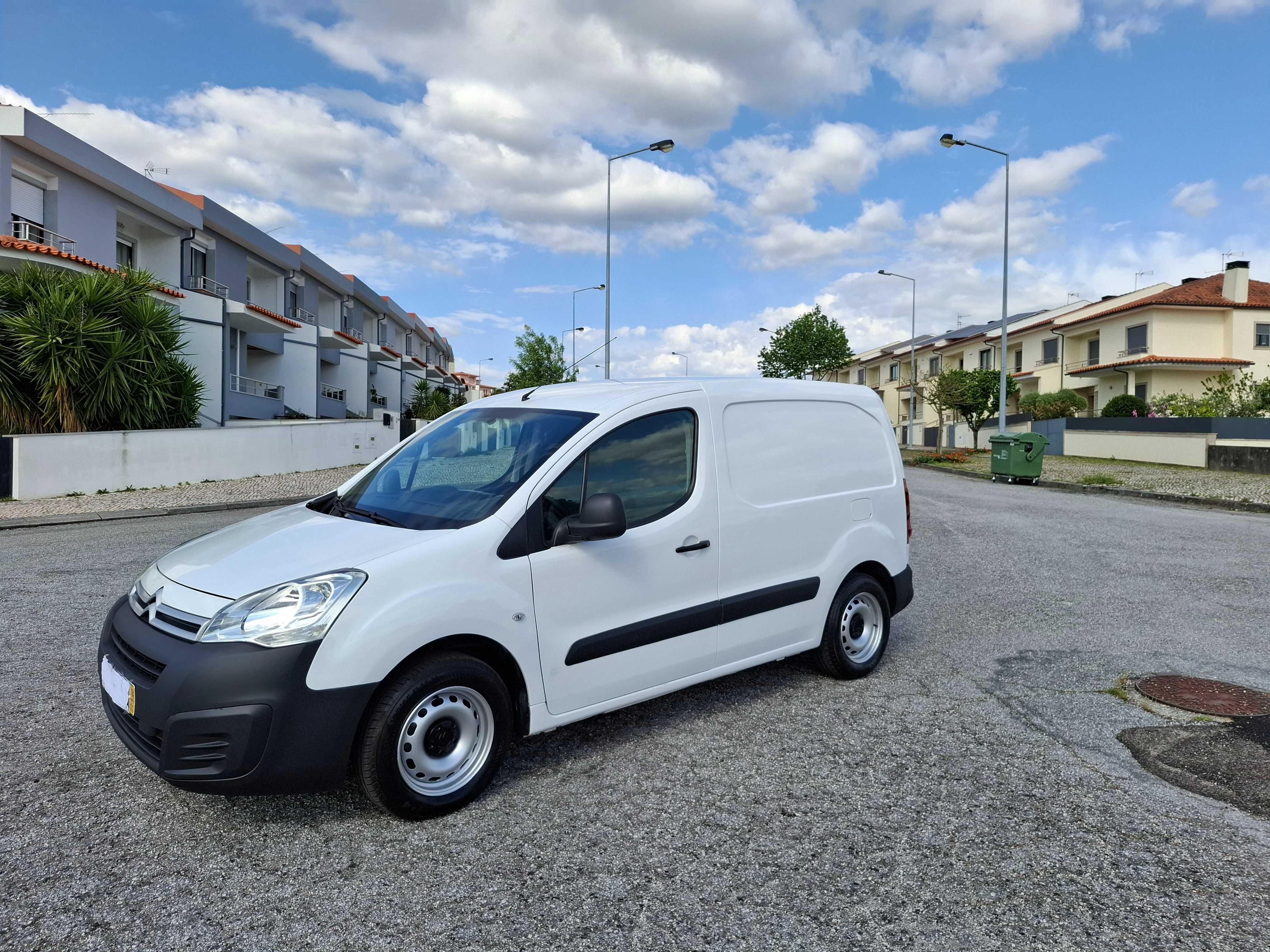 Berlingo Nacional 1.6-100cv 125000km 2018