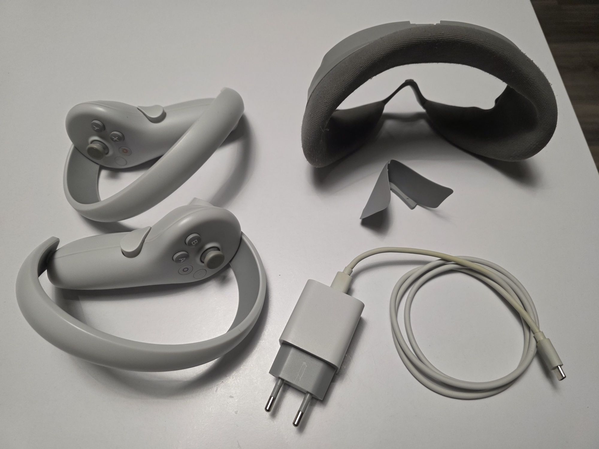 Gogle VR Pico 4 256GB | Bardzo dobry stan + Gry
