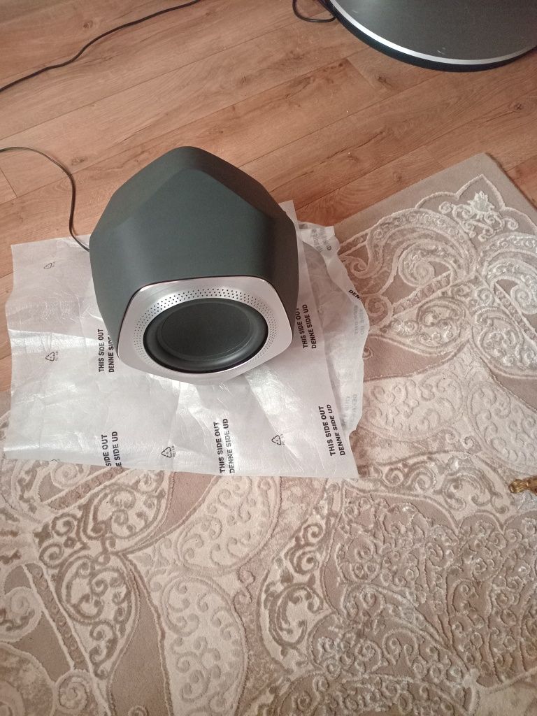 Продам сабвуфер Bang Olufsen beolab 19