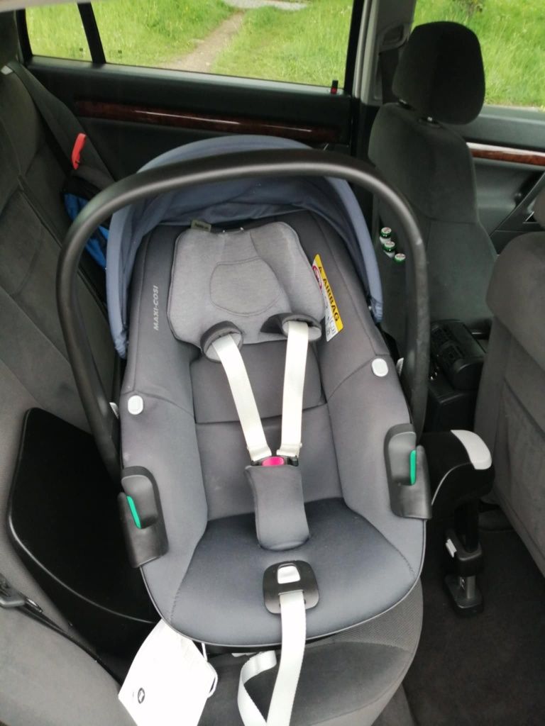 Maxi Cosi FamilyFix 360 fotelik z bazą