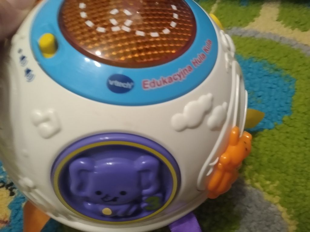 Edukacyjna hula kula vtech grająca piłka