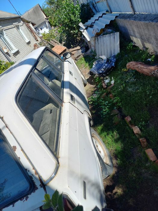 Продаю Жигуль 2104