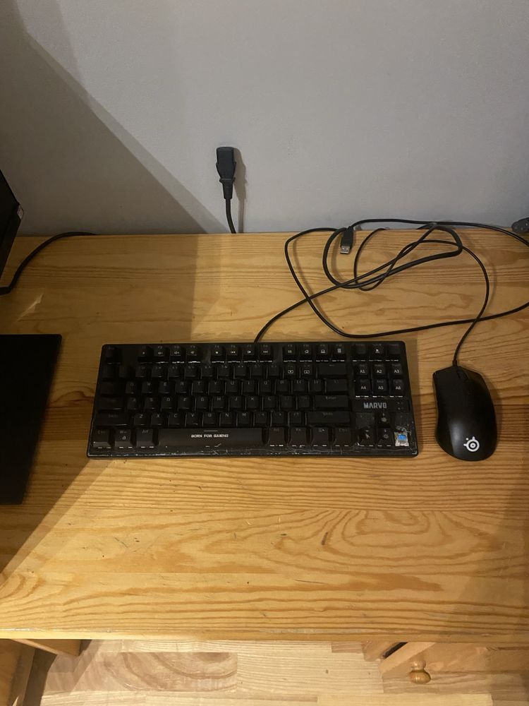 Komputer cały zestaw wraz z monitorem