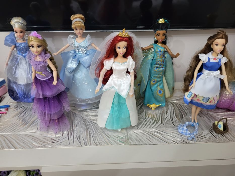 Laleczki kolekcjonerskie Roszpunka Kopciuszek Arielka Bella Jasmina