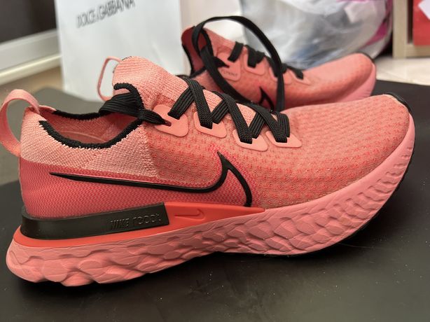 Кросівки для бігу Nike React Infinity Run Fk Розмір 37,5