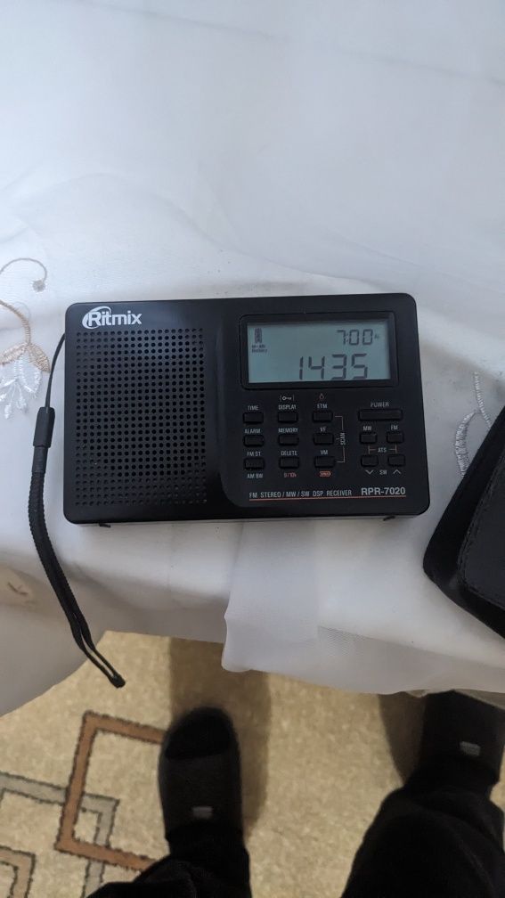 Радіоприймач ritmix rpr-7020 багаточастотний