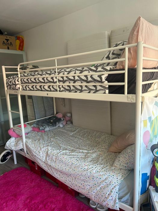 Vendo Beliche (Triliche) IKEA, 
90X200.