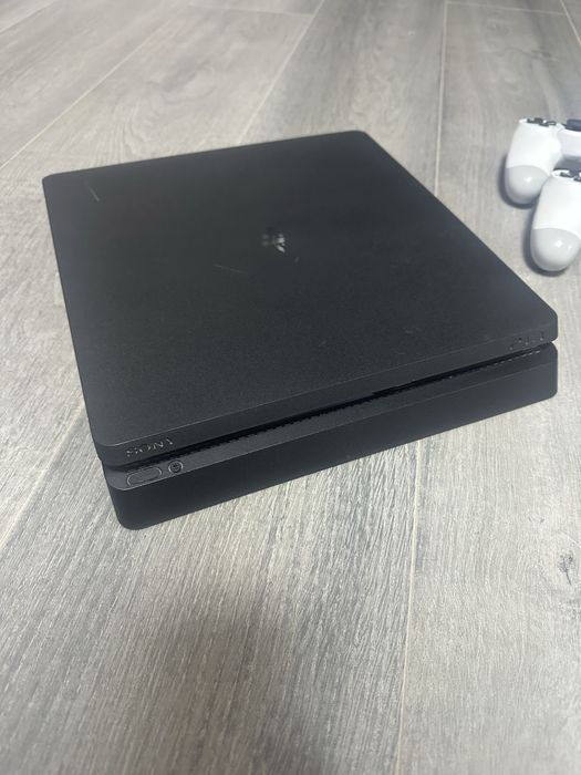 Play Station Slim 1tb