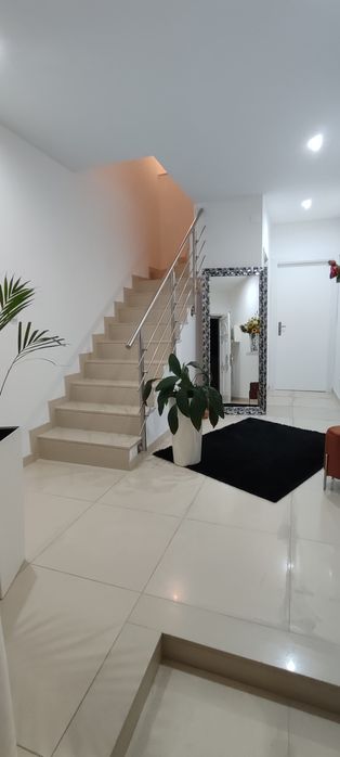 Casa Agra longa, 570