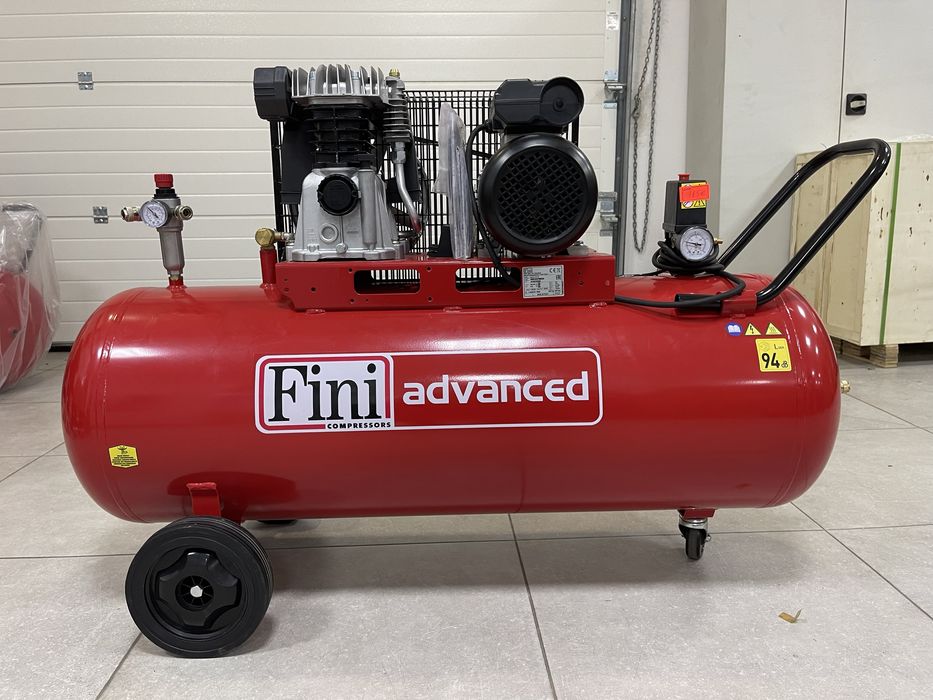 Компресор FINI MK 103-90-3m. З ресивером 100, 150,200 літрів!