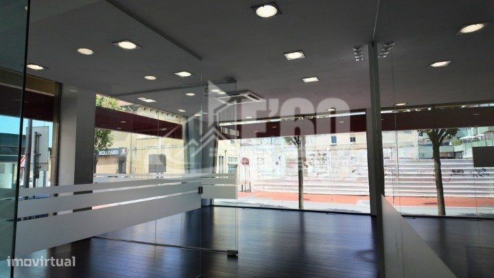 Loja Para Arrendar Centro De Espinho