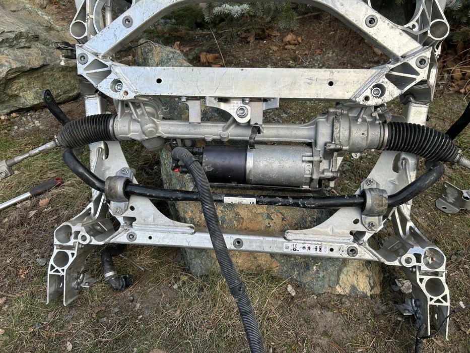 Bmw m3 g80 m4 g82 przedni wózek sanki belka zawieszenia