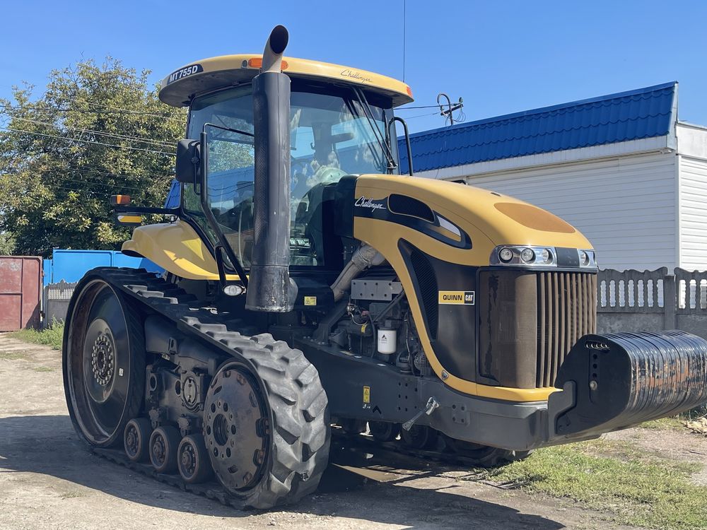 Продаж трактора Challenger Чесерії Мт755D