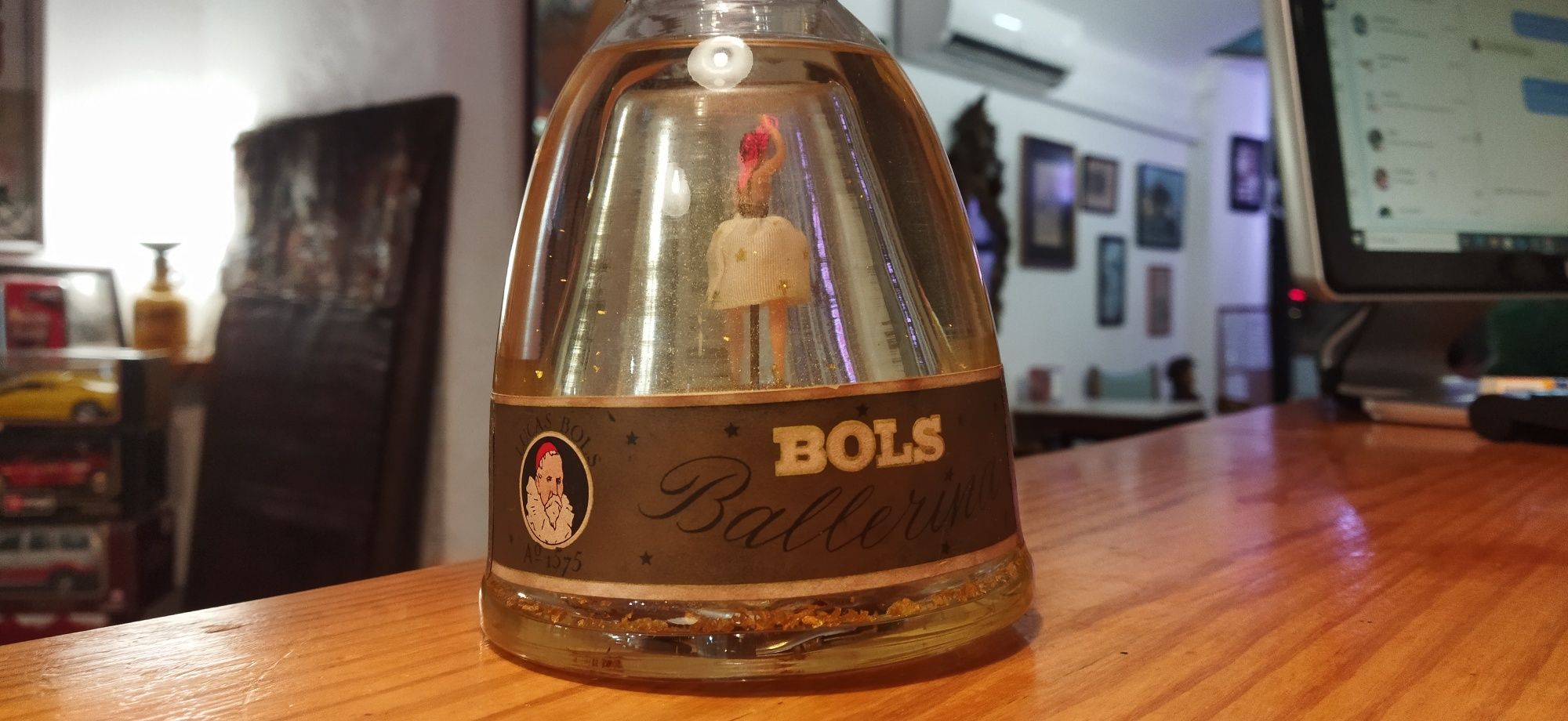 Bols Ballerina Gold antiga e vintage