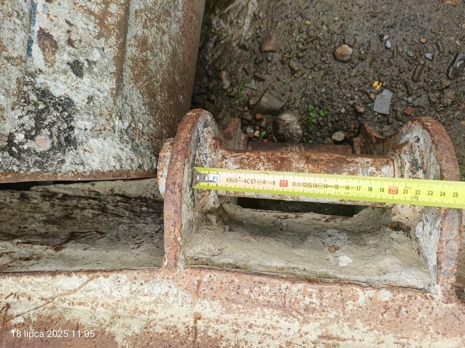 Łyżka skarpowa kopiącą