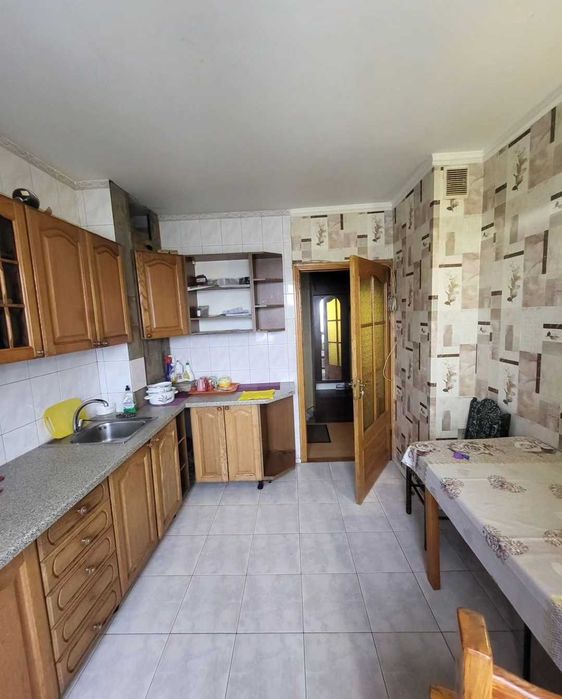 Здам в оренду 3к квартиру. Сім'ї на довгий термін