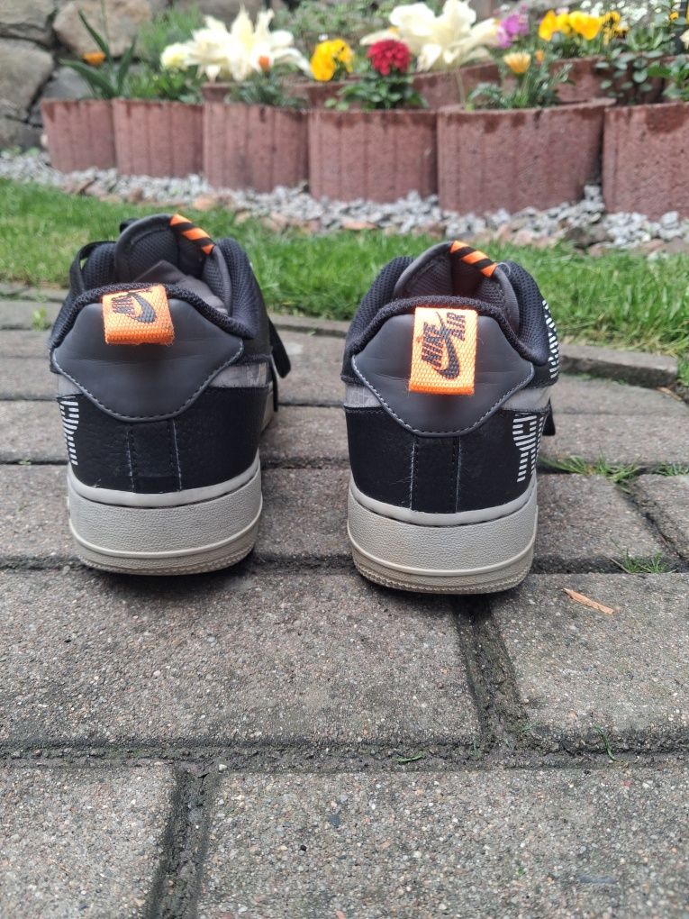 Nike Air Force 1 '07 aReflex LV8 2 nr 42,5/27cm