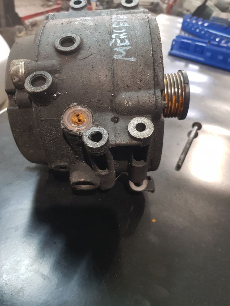 Alternator Mercedes 2.2 cdi