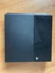PS4 500GB + 1 comando e 12 jogos