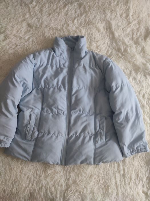 Куртка коротка світло-блакитного кольору