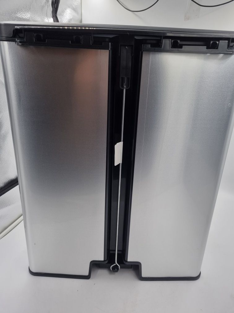 Kosz na śmieci Curver Deco Bin 65 litrów