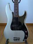 Fender American Series Precision bass gitara basowa  USA jazz