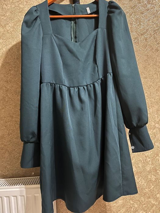 Продам Жіночу сукню