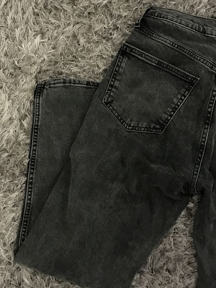 Czarne spodnie Slim dżinsowe na guziki GAP 38/M