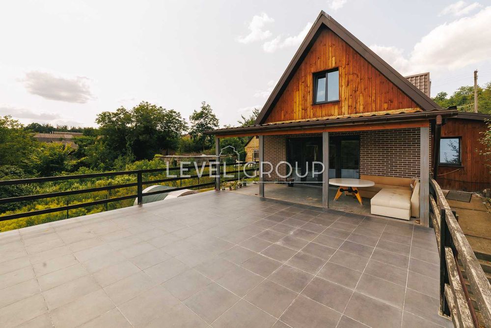 Оренда затишного будинку 275 м², 15 соток, у Лісниках