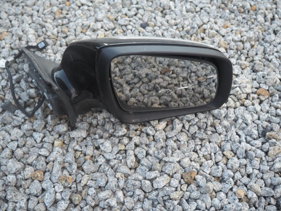 Lusterko prawe mercedes W204