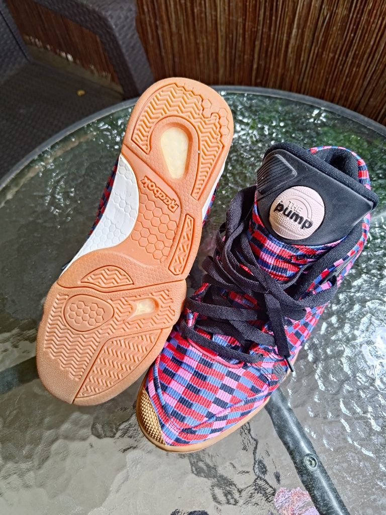 Reebok model Court Victory Pump; 40,5