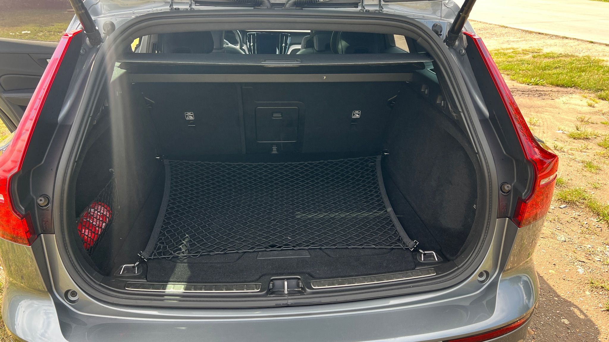 Volvo V60 Volvo V60 B5 AWD R-Design (F-VAT 23%)