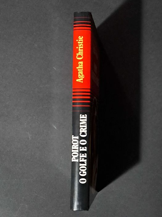 Agatha Christie - Poirot, o Golfe e o Crime