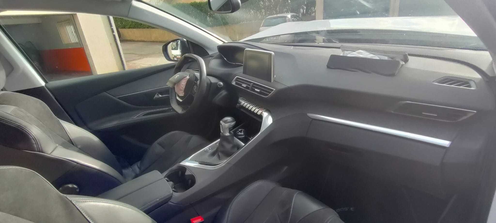 Peugeot 3008 1.5 BlueHdi Diesel