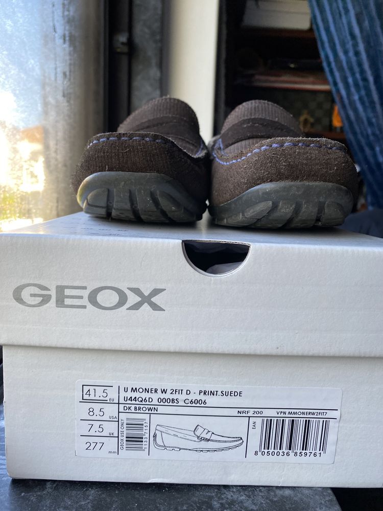 Sapatos Geox 41/5 castanhos como novos