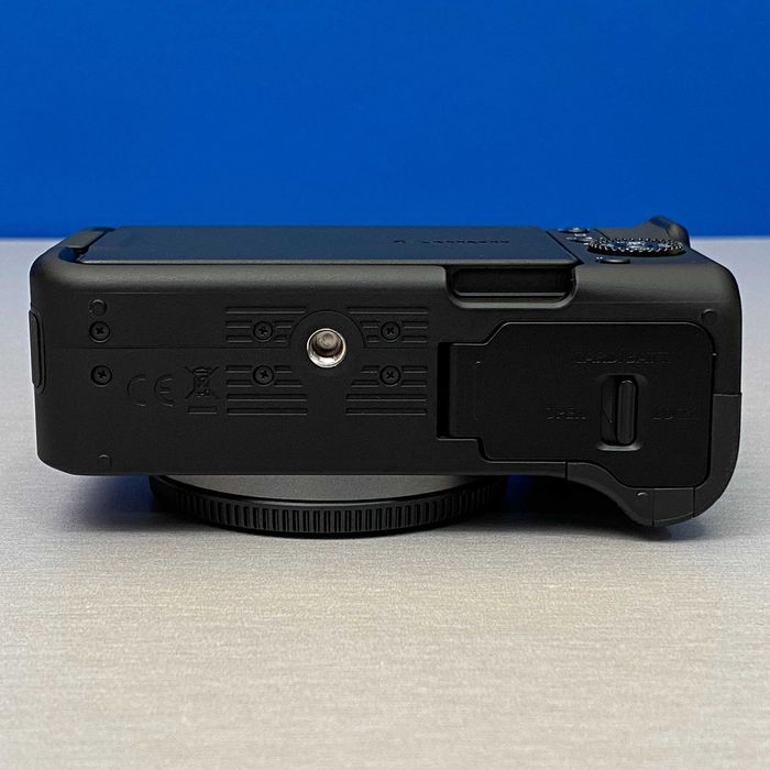 Canon EOS R50 V (Corpo) - 24.2MP - NOVA - 3 ANOS DE GARANTIA