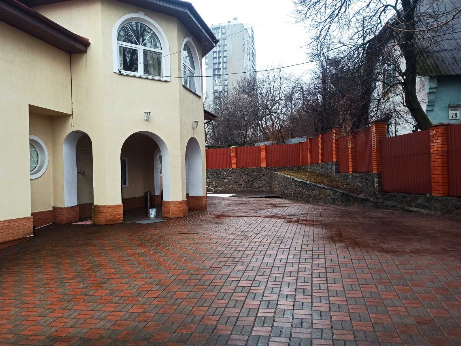 Оренда будинку 550 кв.м. в центрі міста Києва
