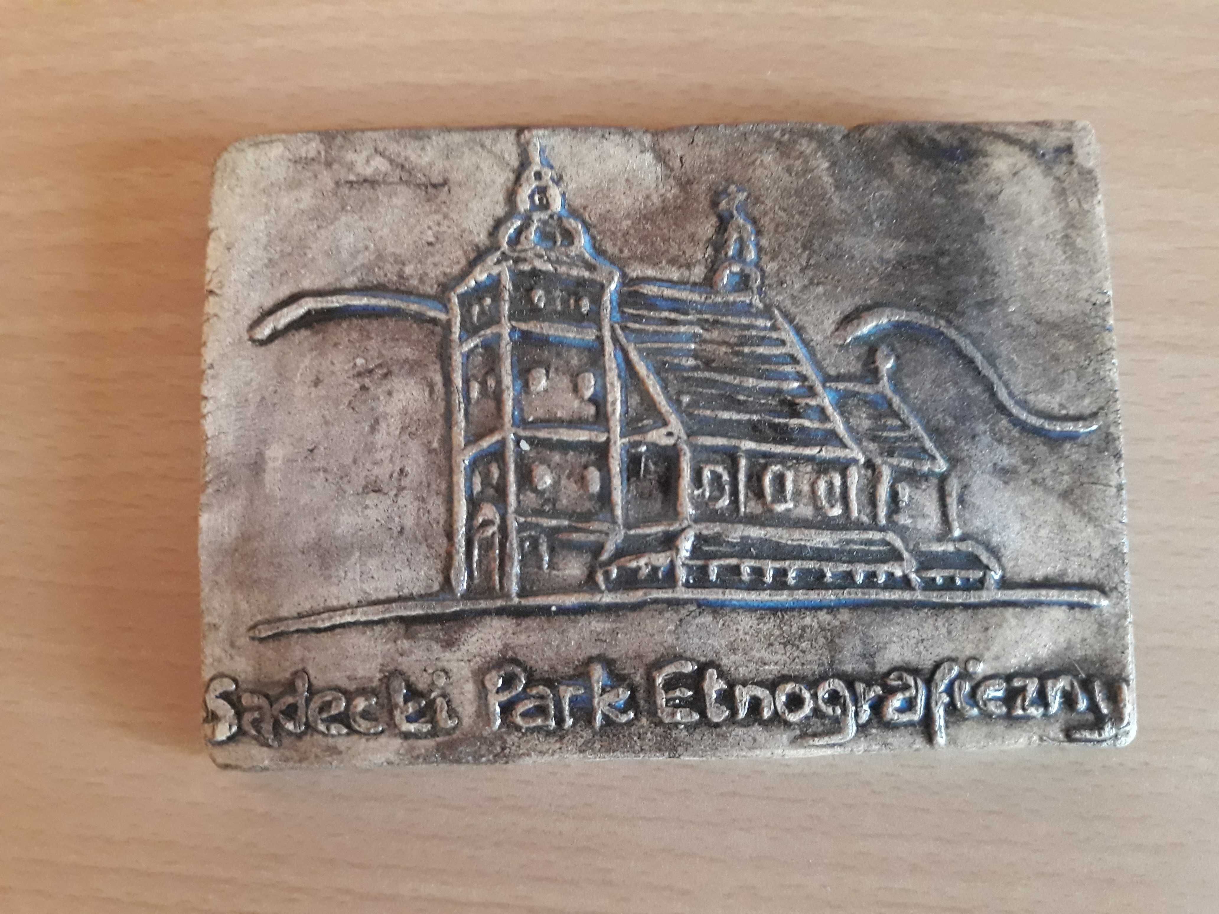 Tabliczka gliniana Sądecki Park Etnograficzny