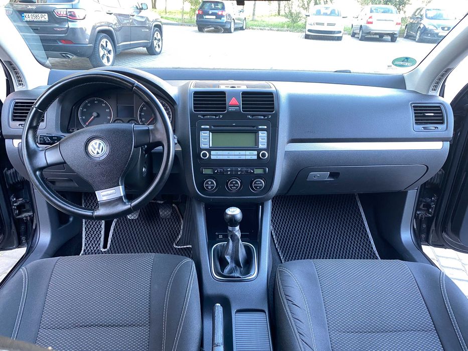Продам Volkswagen Golf 2007 р. не фарбований, гарна комплектація