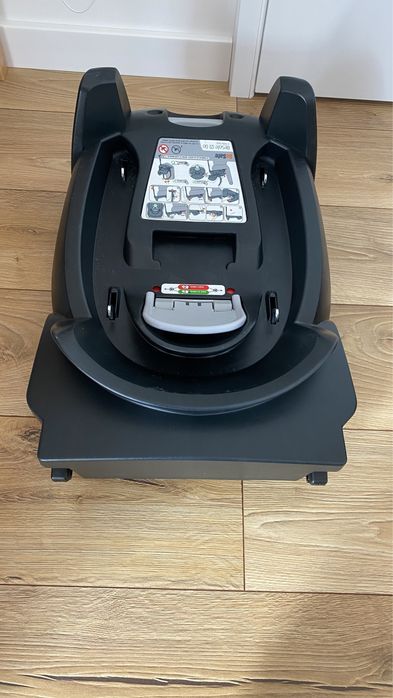 Nosidełko BeSafe Izi Go X1 z bazą na isofix i gratisem