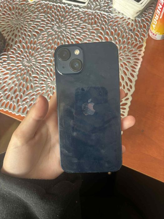 Iphone 13 z pudelkiem bez uszkodzen