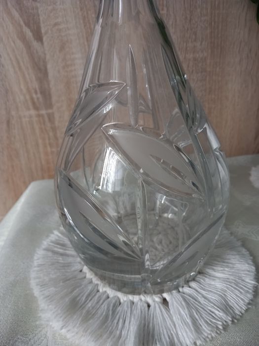 Kryształowa karafka